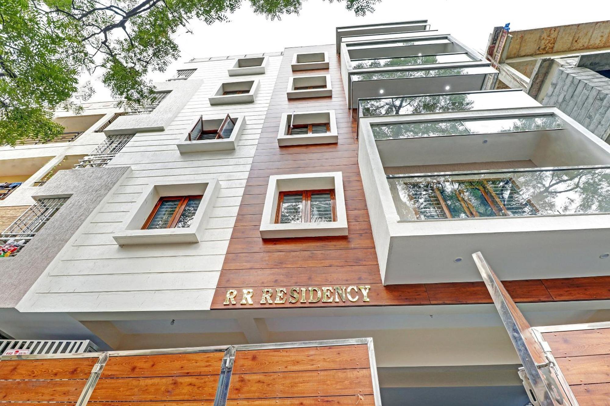 Capital O R R Residency Hotel Бангалор Екстериор снимка